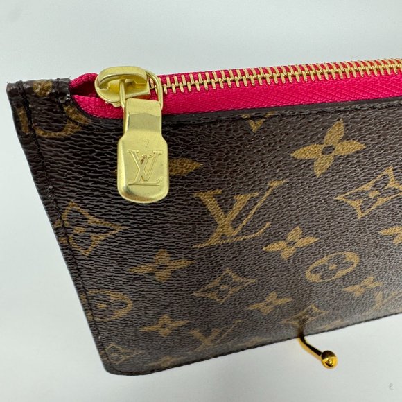 Authentic Louis Vuitton Monogram Neverfull MM Pochette (No strap) - Picture 4 of 6